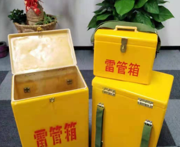 成华玻璃钢雷管箱有哪些特点
