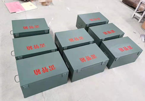 成华炸药箱和雷管箱一般是怎么存放的？
