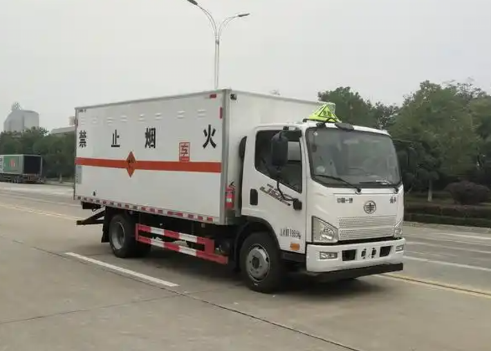 成华爆破器材运输车可以上高速吗？